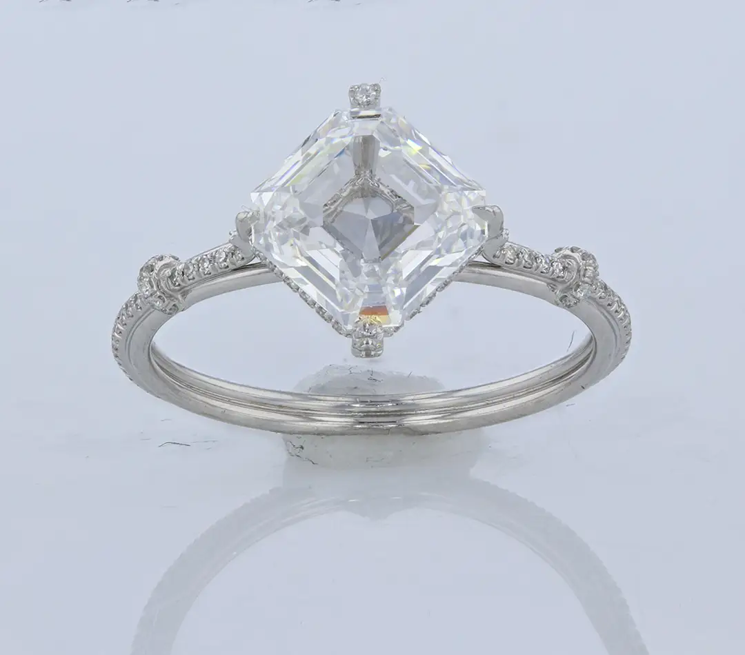 Jewelry Retouching & Reflection Services.